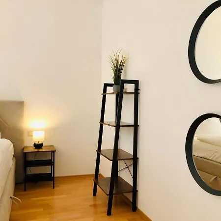 Ferienwohnungen Mit Terrasse In Zwingernaehe - Hilger Rentals Dresden Buitenkant foto