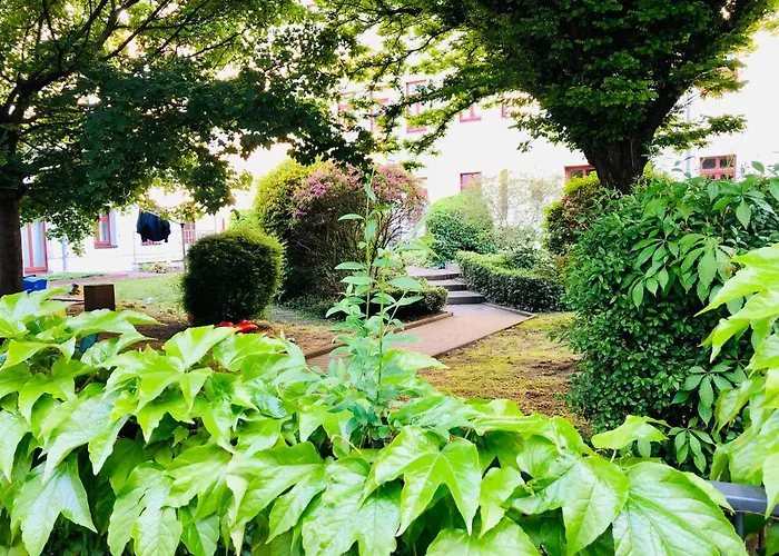 Ferienwohnungen Mit Terrasse In Zwingernaehe - Hilger Rentals