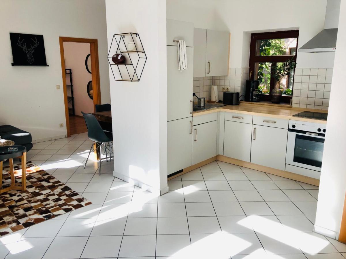 Mit Terrasse In Zwingernaehe - Hilger *